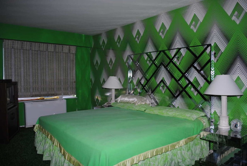Illustration for article titled This Very '70s Penthouse Apartment Is Truly StunningÂ